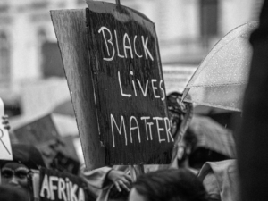 4 Major Ways to Support the Black Community During Black History Month